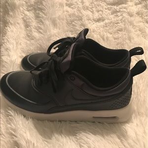 Nike Air Max Thea size 6